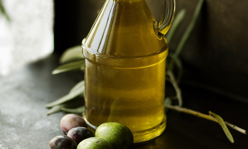 Olive oil good for blood vessels, how does it affect weight loss?